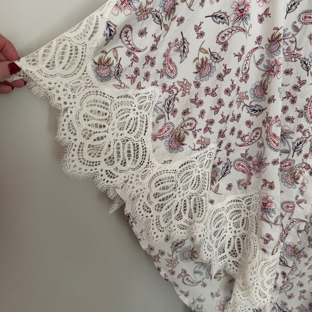Victoria’s Secret Floral Lace Trimmed Kimono Size XS/S Oversized Flowy Boho - Picture 4 of 8